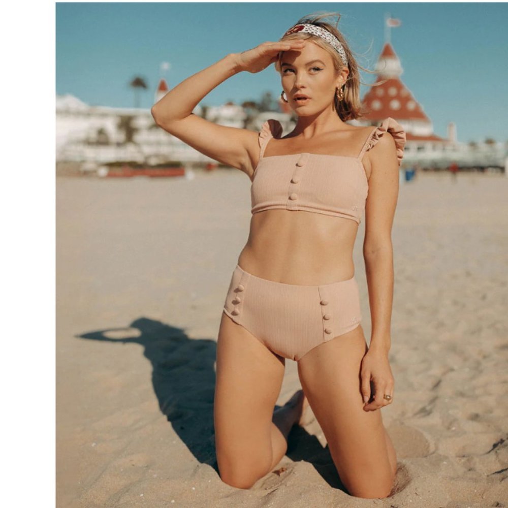 Albion Blush Monroe 2 Piece Bikini Set Ruffle Swim Crop & Button Bottoms Size XS